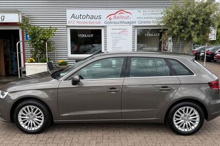 Audi A3 174.000 km 11.950 &euro; Winsen (Luhe). 21423