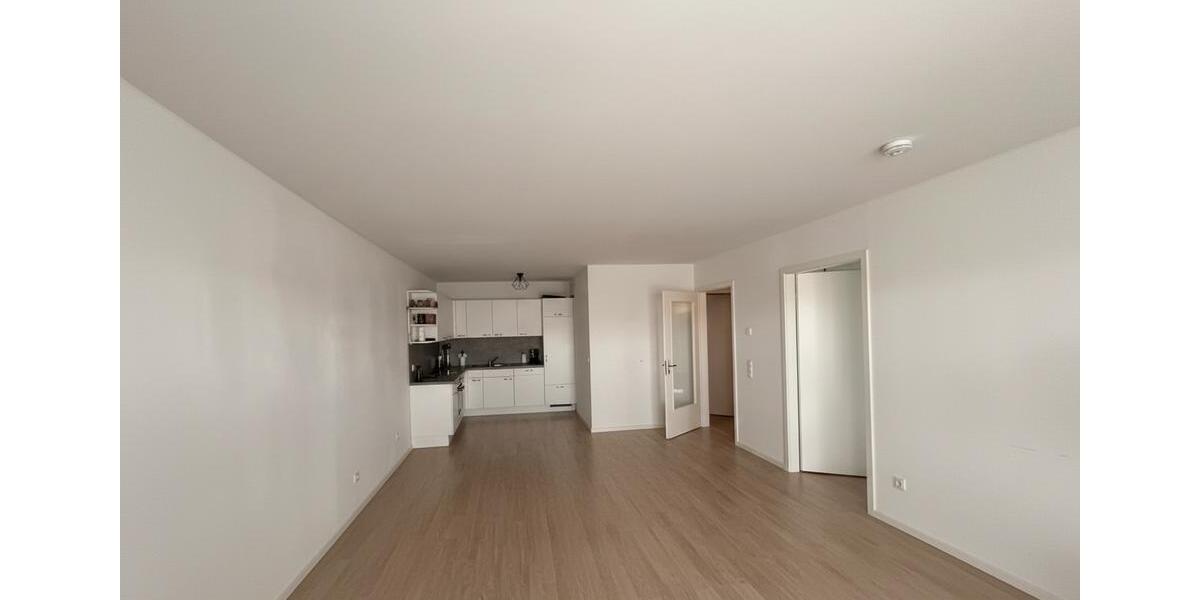 Etagenwohnung Uetersen - 2 Zimmer, 77 m&sup2;, 890&euro; | Angebot:26291919