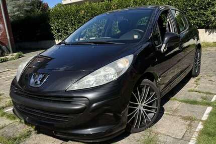 Peugeot 207 15.400 km 3.500 € winsen luhe 21423