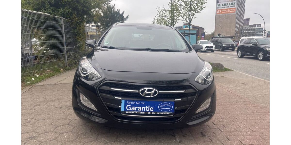 Hyundai i30 118.000 km 5.300 &euro; Hamburg 20097