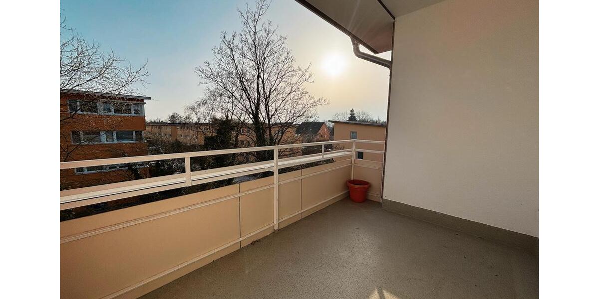 Etagenwohnung Reinbek - 5 Zimmer, 120 m&sup2;, 1.494&euro; | Angebot:25414989