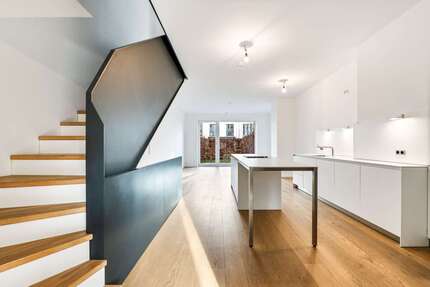 Haus zum Kaufen in Hamburg 1.890.000 € 187 m² 5 zimmer