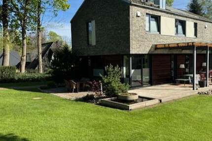 Haus Ahrensburg - 7 Zimmer, 465 m&sup2;, 2.799.000&euro; | Angebot:26953293