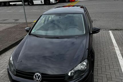 VW Golf 223.000 km 5.700 &euro; Hamburg 22115