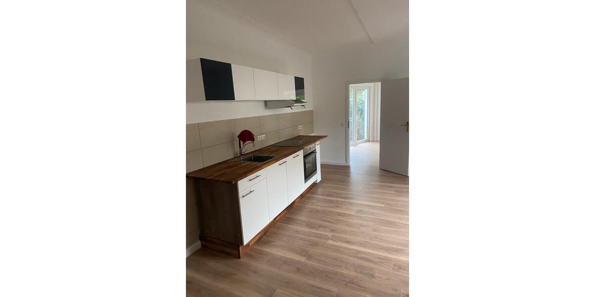 Erdgeschoßwohnung Hamburg Wandsbek - 4 Zimmer, 130 m&sup2;, 2.300&euro; | Angebot:26227764