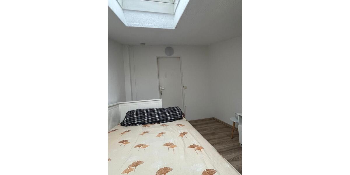Etagenwohnung Hamburg Harburg - 4 Zimmer, 48 m&sup2;, 390&euro; | Angebot:26123738