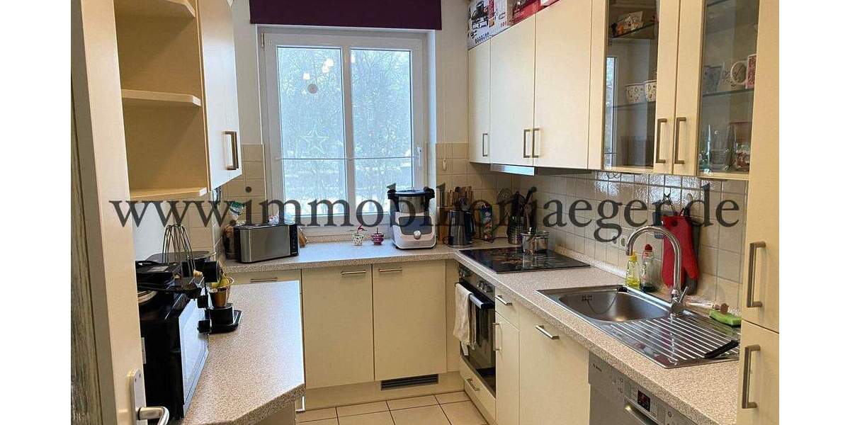 Kohfurth in 2.Hausreihe - helle Eckwohnung im Hochparterre mit Terrasse - 2x Bäder, EBK, TG möglich 4 zimmer