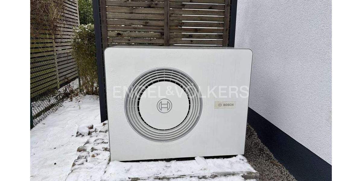 Etagenwohnung Ahrensburg - 3 Zimmer, 110 m&sup2;, 2.300&euro; | Angebot:25701871