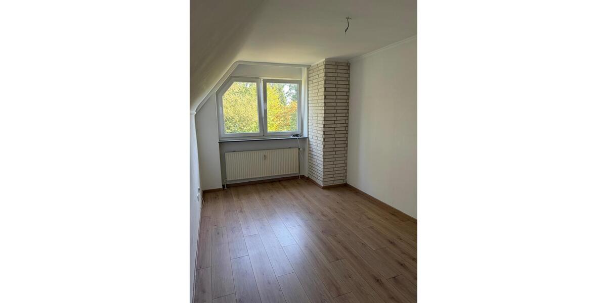 Dachgeschoßwohnung Hamburg Wandsbek - 3 Zimmer, 87 m&sup2;, 390.000&euro; | Angebot:27224977
