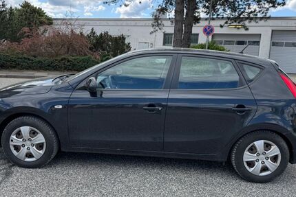 Hyundai i30 215.613 km 3.999 &euro; Barsbüttel 22885