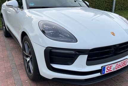 Porsche Macan 12.170 km 61.740 € Henstedt-Ulzburg 24558