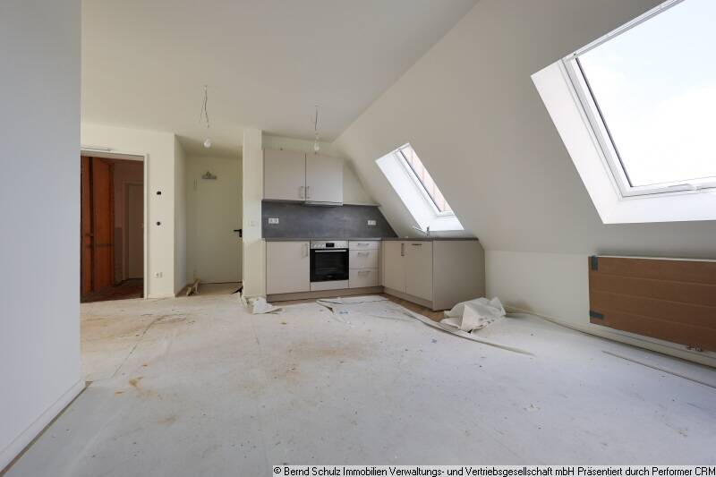 Etagenwohnung Hamburg Barmbek-Nord - 5 Zimmer, 82 m&sup2;, 2.070&euro; | Angebot:26597605