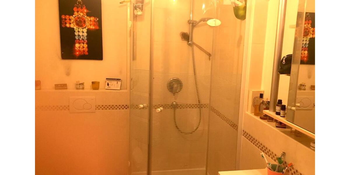 Etagenwohnung Hamburg Rotherbaum - 2 Zimmer, 52 m&sup2;, 1.200&euro; | Angebot:26067388