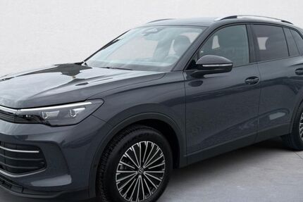VW Tiguan 14.171 km 39.950 &euro; Geesthacht 21502