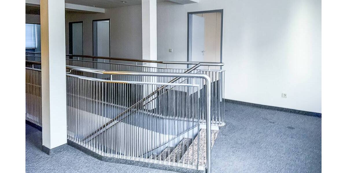 Gewerbeobjekt Hamburg Rahlstedt - 7.740&euro; | Angebot:26160675