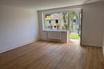 Nähe S-Bahnhof SülldorfErstbezug nach Renovierung, 2 Zi.-Whg.62m², EBK, neues Vollbad, gr. sonniger Balkon 1.070 inkl.