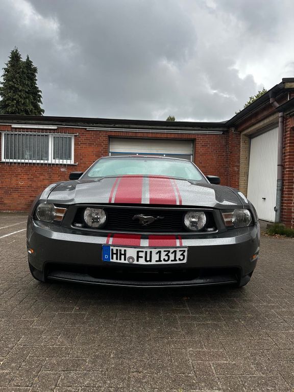 Ford Mustang 110.000 km 13.500 € Hamburg 22047