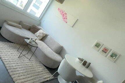 Mit Balkon und Einbauküche: neuwertige 2-Zimmer-Wohnung in Springe