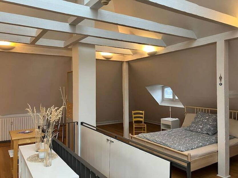 Altbaujuwel: Über 200 qm in Toplage