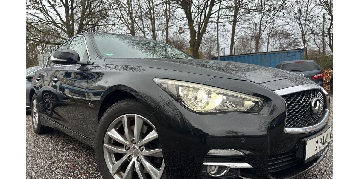 INFINITI Q50 143.000 km 15.500 &euro; Hamburg 21079