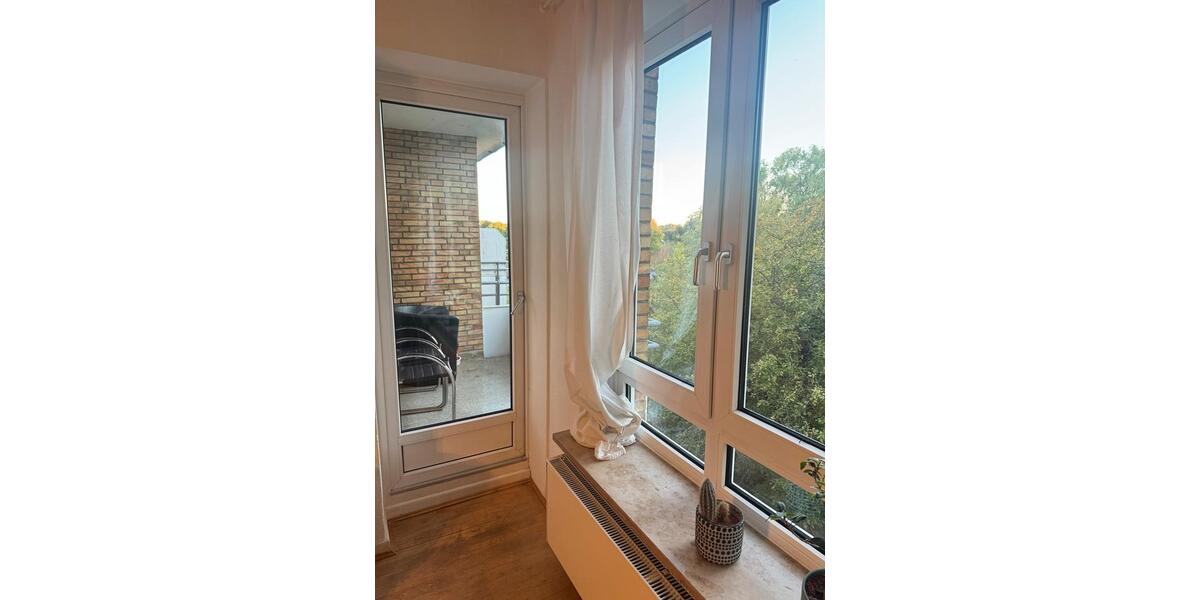 Etagenwohnung Hamburg Wandsbek - 2 Zimmer, 65 m&sup2;, 1.200&euro; | Angebot:26646718