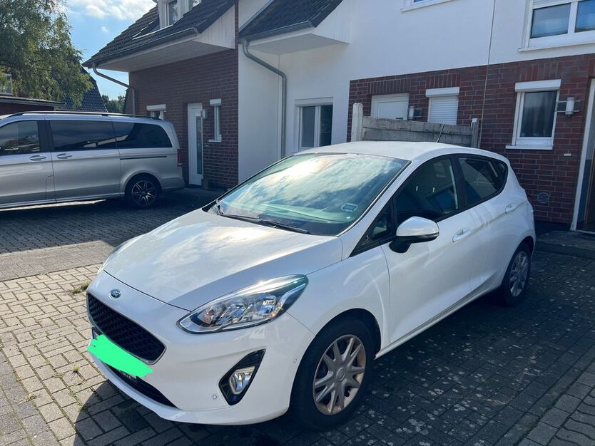 Ford Fiesta 30.116 km 9.950 € Hamburg 22117