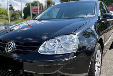 VW Golf 212.000 km 4.400 &euro; Hamburg 22523