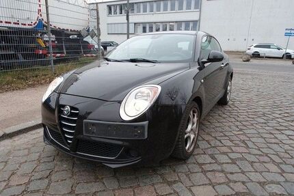 Alfa Romeo MiTo 90.962 km 3.189 € Hamburg 20539
