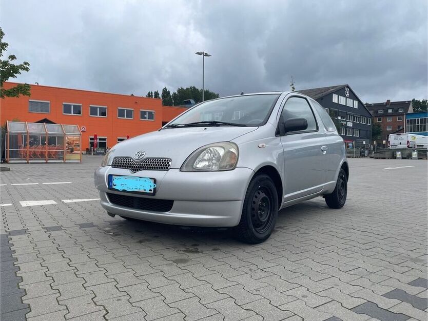 Yaris