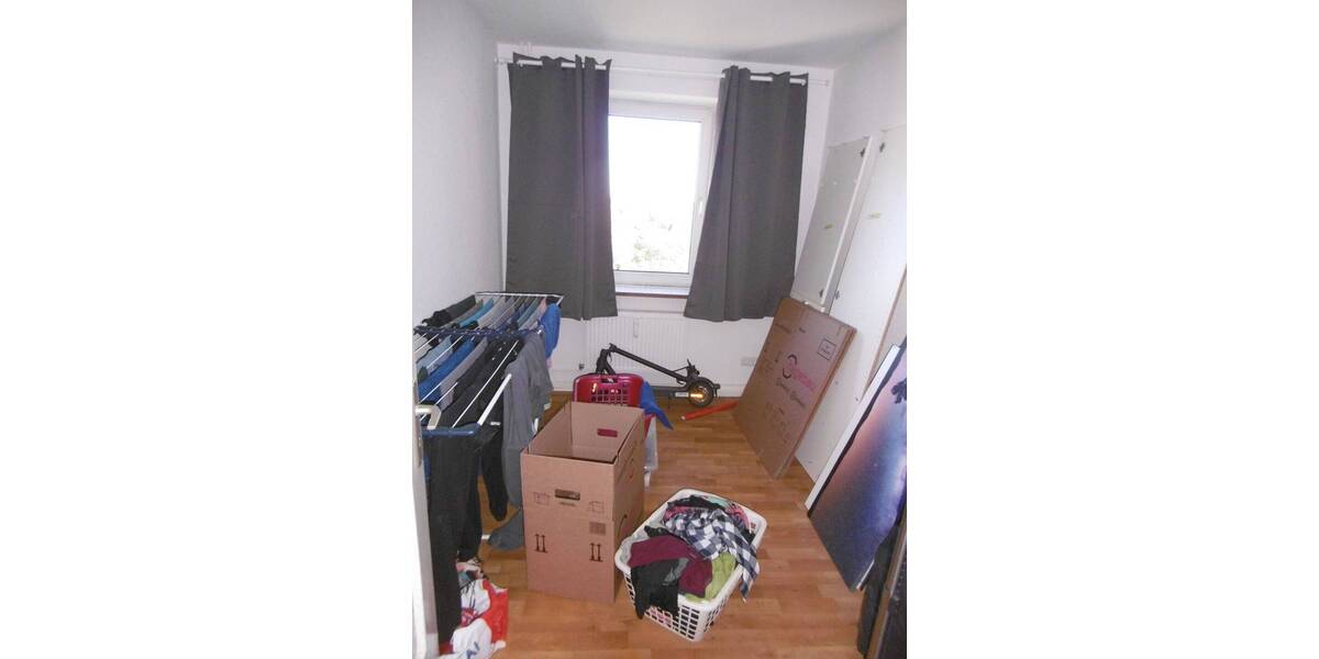 Etagenwohnung Hamburg Farmsen-Berne - 2 Zimmer, 67 m&sup2;, 570&euro; | Angebot:26277083