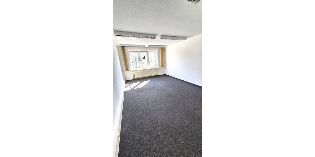 Gewerbeobjekt Hamburg Sinstorf - 4 Zimmer, 99 m&sup2;, 880&euro; | Angebot:24034217