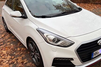 Hyundai i30 71.000 km 14.200 &euro; Hamburg 22115