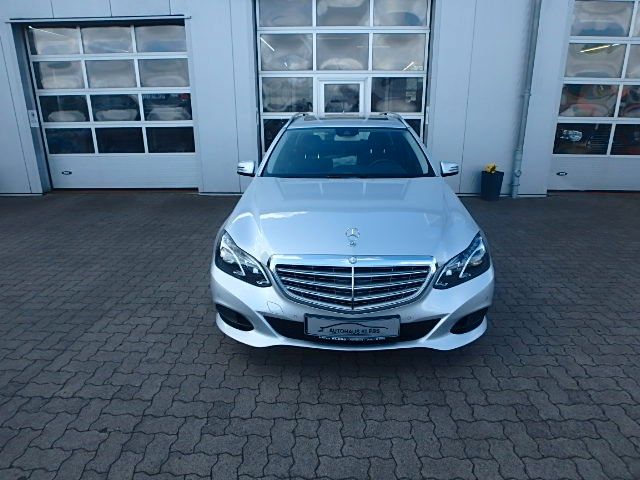 E 200