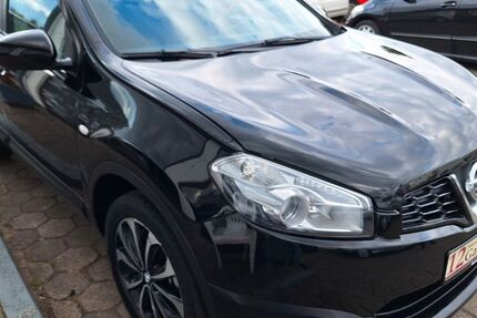 Nissan Qashqai 247.196 km 5.899 € Stapelfeld 22145