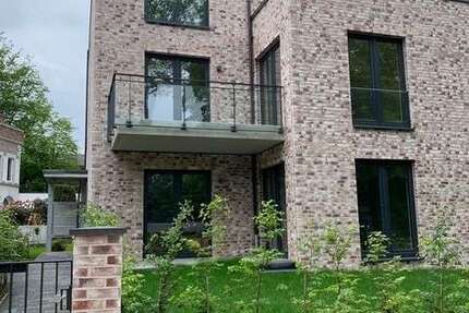 Wohnung Hamburg Wellingsbüttel - 3 Zimmer, 83 m&sup2;, 1.620&euro; | Angebot:26587963