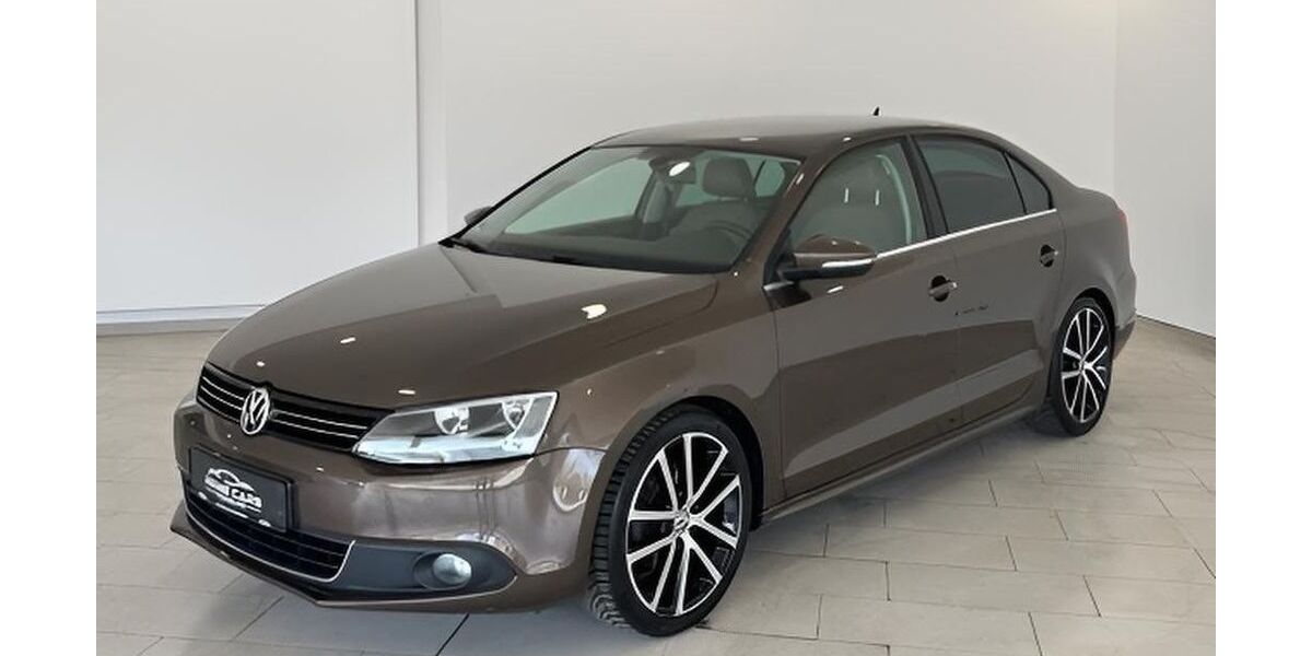 VW Jetta 90.000 km 12.990 &euro; Hamburg 22043