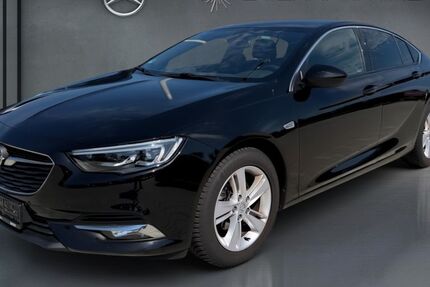 Opel Insignia 104.279 km 11.999 &euro; Hamburg 21079