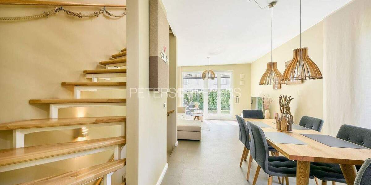 Reihenendhaus Hamburg Farmsen-Berne - 4 Zimmer, 113 m&sup2;, 649.000&euro; | Angebot:25802010