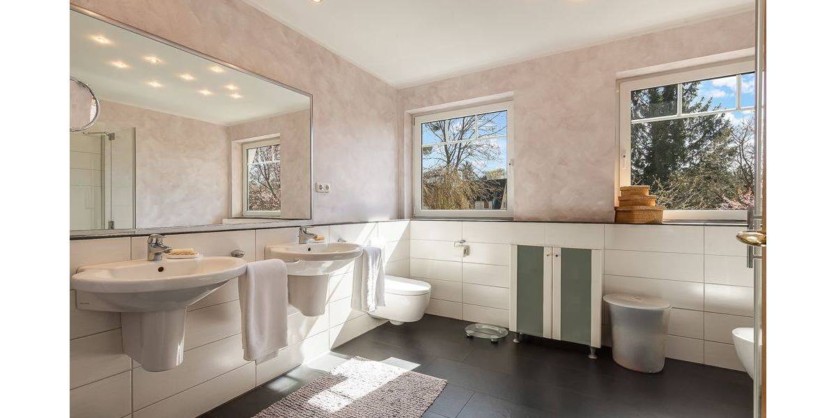 Einfamilienhaus Hamburg Schnelsen - 5 Zimmer, 131 m&sup2;, 850.000&euro; | Angebot:26291875