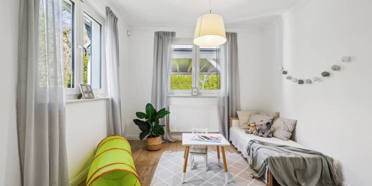 Bungalow Hamburg Volksdorf - 4 Zimmer, 101 m&sup2;, 670.000&euro; | Angebot:25730751