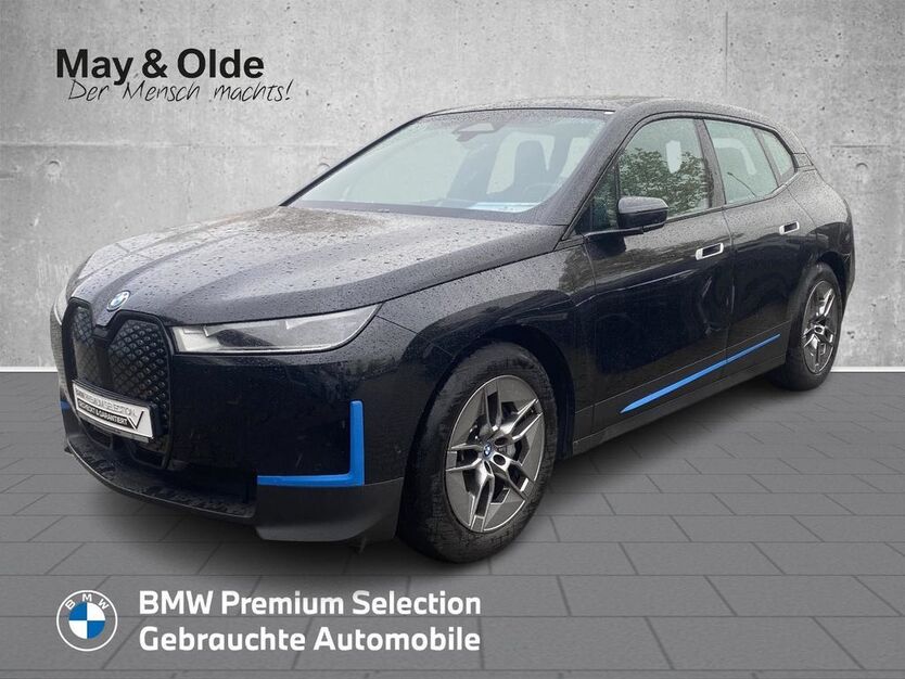 BMW iX 27.282 km 44.885 € Ahrensburg 22926