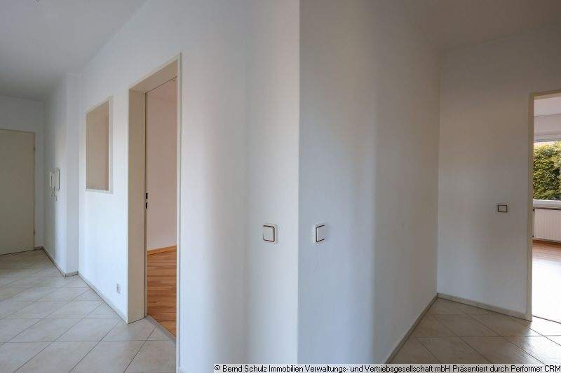 Etagenwohnung Rellingen - 3 Zimmer, 83 m&sup2;, 299.000&euro; | Angebot:25706076