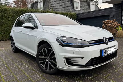 VW Golf 48.750 km 15.390 &euro; Hamburg 22339