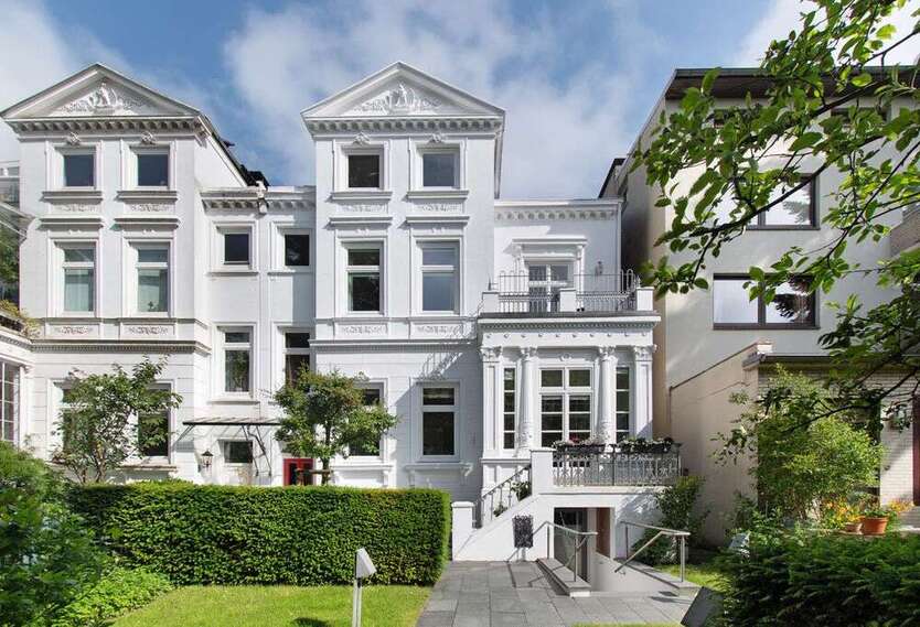 Haus zum Kaufen in Hamburg 3.400.000 € 332 m²