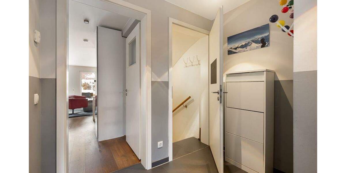 Modern, nachhaltig & kindgerechtes Wohnen: Familienglück in Alt-Osdorf 5 zimmer