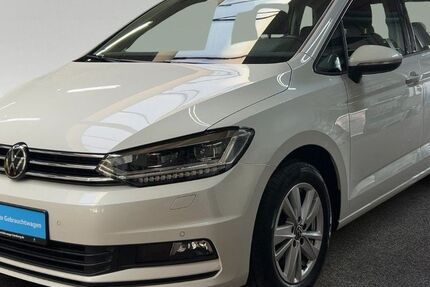 VW Touran 58.757 km 30.885 &euro; Hamburg 22761