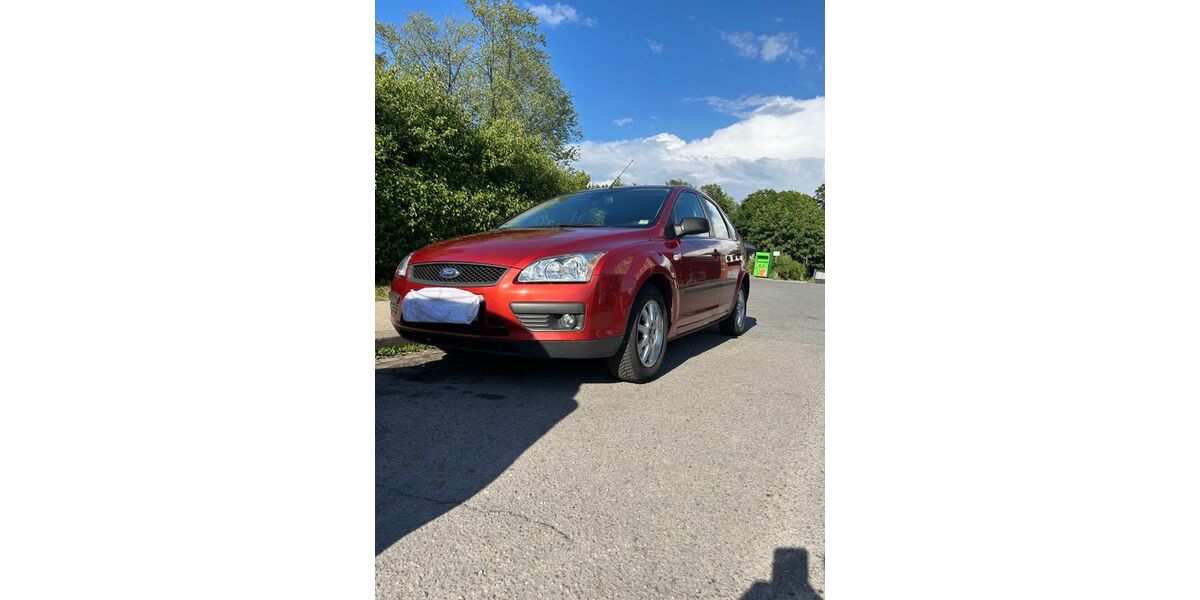 Ford Focus 87.294 km 3.950 &euro; Hamburg 22045