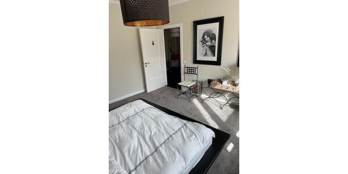 Erdgeschoßwohnung Hamburg Winterhude - 5 Zimmer, 165 m&sup2;, 3.900&euro; | Angebot:26662392