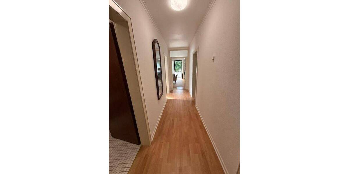 Etagenwohnung Hamburg Niendorf - 3 Zimmer, 82 m&sup2;, 1.350&euro; | Angebot:26886519