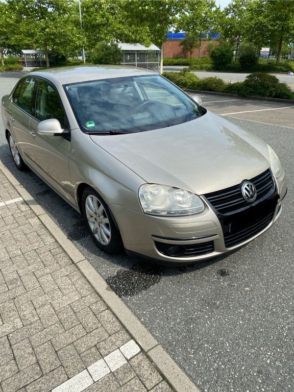 VW Jetta 121.600 km 4.200 € Quickborn 25451